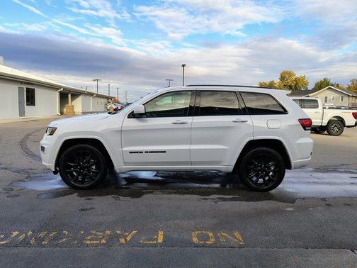 2021 Jeep Grand Cherokee Laredo X