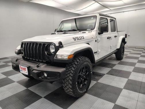 2022 Jeep Gladiator Sport