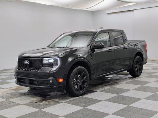 Shadow Black 2026 Ford Maverick Lobo Standard