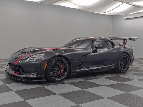 2016 Dodge Viper GTC