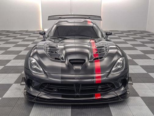 2016 Dodge Viper GTC