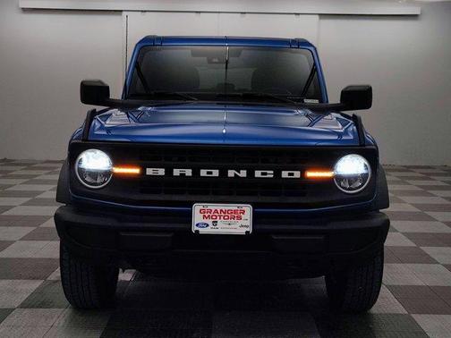 Velocity Blue Metallic 2025 Ford Bronco Big Bend