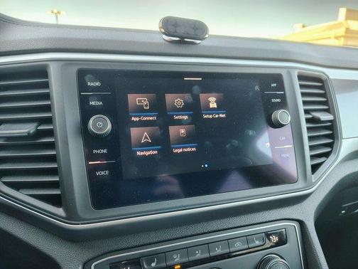 2021 Volkswagen Atlas 3.6 V6 SE w/ Technology R-Line