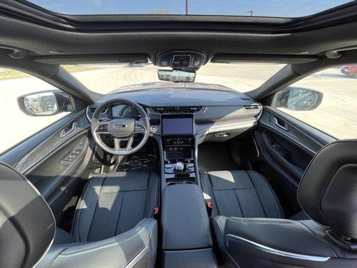 2025 Jeep Grand Cherokee Overland