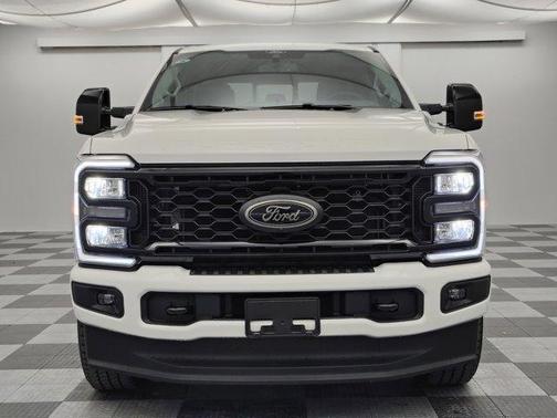 2026 Ford F-350 Lariat Super Duty