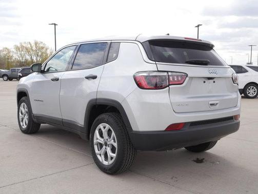 2025 Jeep Compass Sport