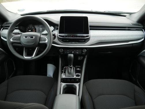 2025 Jeep Compass Sport