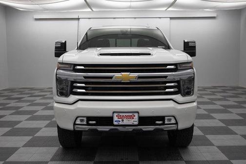 2022 Chevrolet Silverado 2500 High Country