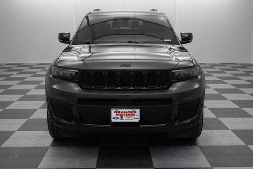2022 Jeep Grand Cherokee L Laredo