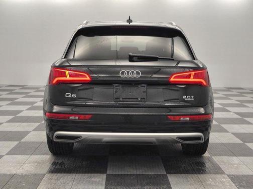 2018 Audi Q5 2.0T Premium Plus