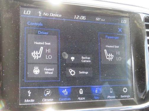 Photo 4 of 32 of 2021 Jeep Grand Cherokee Laredo X