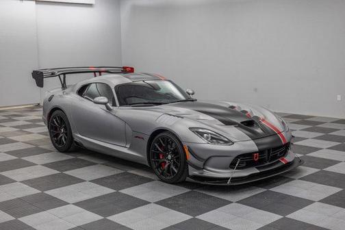 2016 Dodge Viper GTC