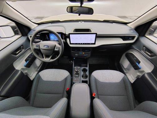 Desert Sand 2025 Ford Maverick XLT