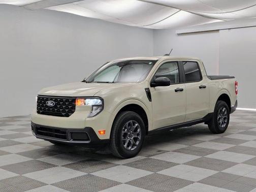 Desert Sand 2025 Ford Maverick XLT
