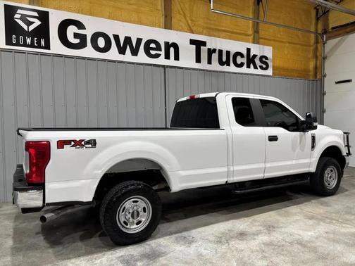 Oxford White 2019 Ford F-250 XL