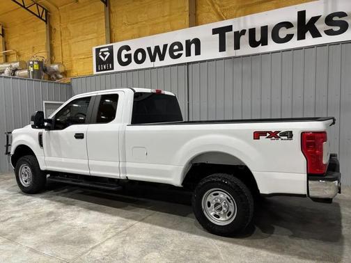Oxford White 2019 Ford F-250 XL