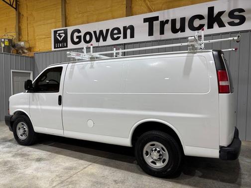 2017 Chevrolet Express 2500 Work Van