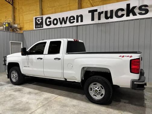 Summit White 2017 Chevrolet Silverado 2500 WT