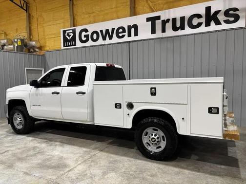 Summit White 2017 Chevrolet Silverado 2500 WT