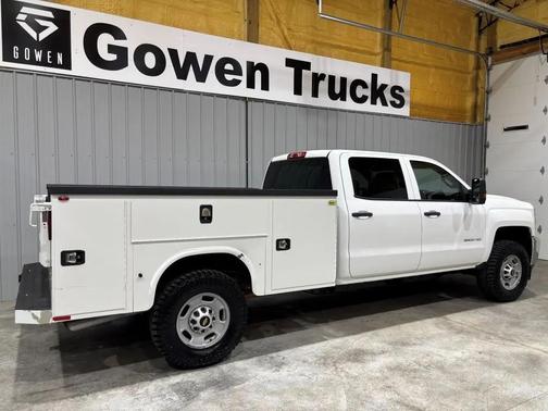 Summit White 2019 Chevrolet Silverado 2500 WT