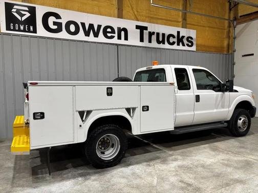 Oxford White 2015 Ford F-350 XL