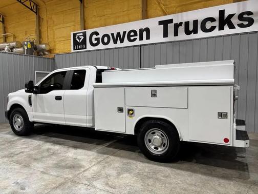 Oxford White 2019 Ford F-350 XL