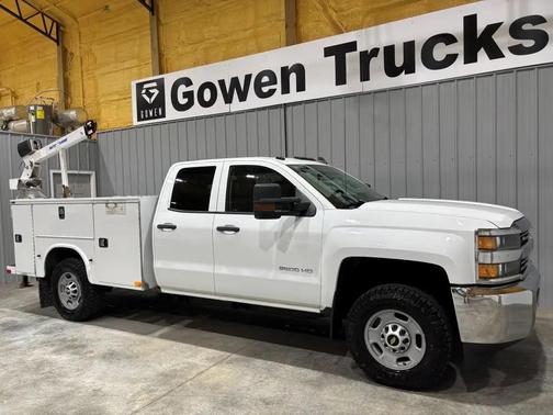 Summit White 2017 Chevrolet Silverado 2500 WT