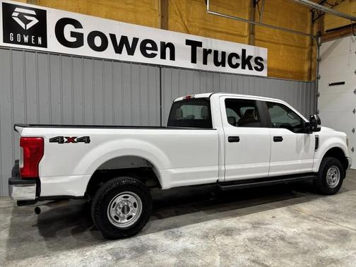 Oxford White 2019 Ford F-250 XL