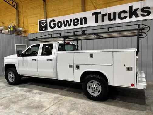Summit White 2018 Chevrolet Silverado 2500 WT