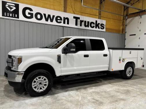 Oxford White 2019 Ford F-250 XL