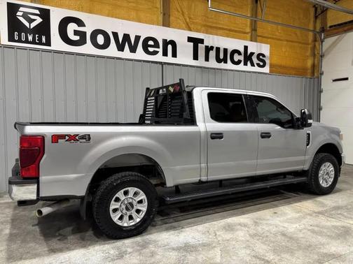 Iconic Silver Metallic 2022 Ford F-250 XLT