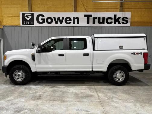 Oxford White 2017 Ford F-250 XL