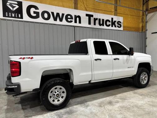 Summit White 2019 Chevrolet Silverado 2500 WT