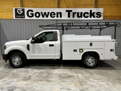 Oxford White 2018 Ford F-250 XL