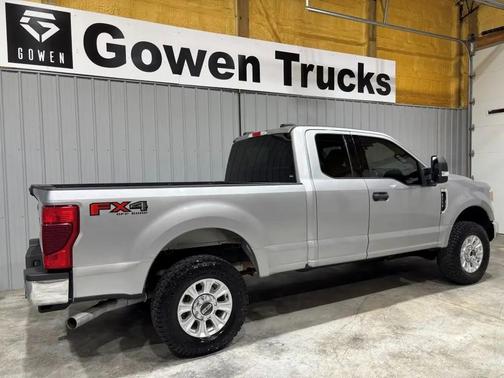 Iconic Silver Metallic 2022 Ford F-250 XLT