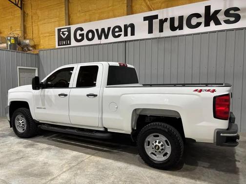 Summit White 2019 Chevrolet Silverado 2500 WT