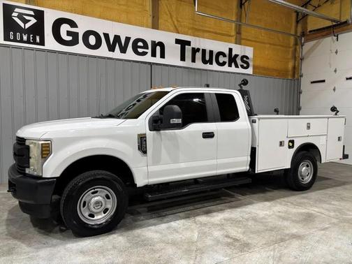 Oxford White 2019 Ford F-350 XL