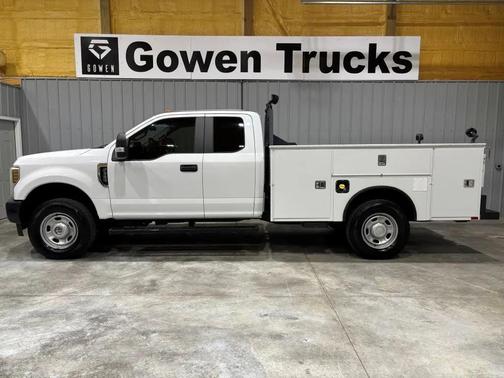 Oxford White 2019 Ford F-350 XL