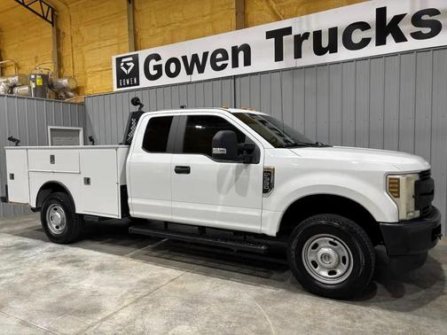 Oxford White 2019 Ford F-350 XL