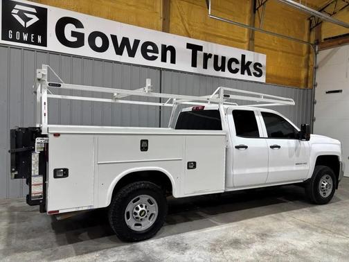 Summit White 2019 Chevrolet Silverado 2500 WT