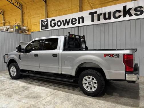 Iconic Silver Metallic 2022 Ford F-250 XLT