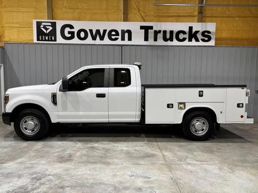 Oxford White 2018 Ford F-250 XL