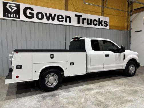 Oxford White 2018 Ford F-250 XL