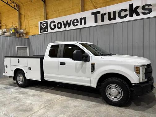 Oxford White 2018 Ford F-250 XL