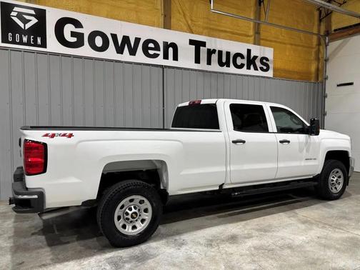 Summit White 2019 Chevrolet Silverado 2500 WT