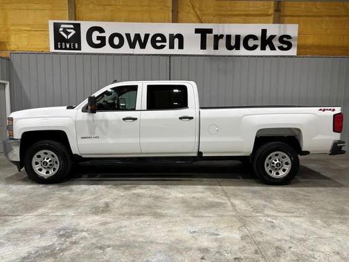 Summit White 2019 Chevrolet Silverado 2500 WT