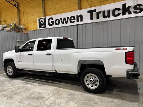 Summit White 2019 Chevrolet Silverado 2500 WT