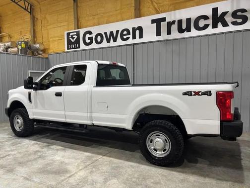 Oxford White 2019 Ford F-250 XL