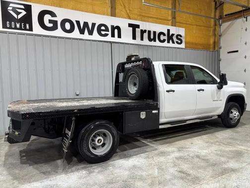 Summit White 2022 Chevrolet Silverado 3500 WT