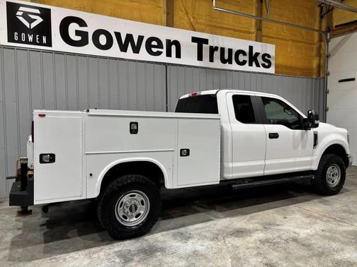 Oxford White 2018 Ford F-250 XL